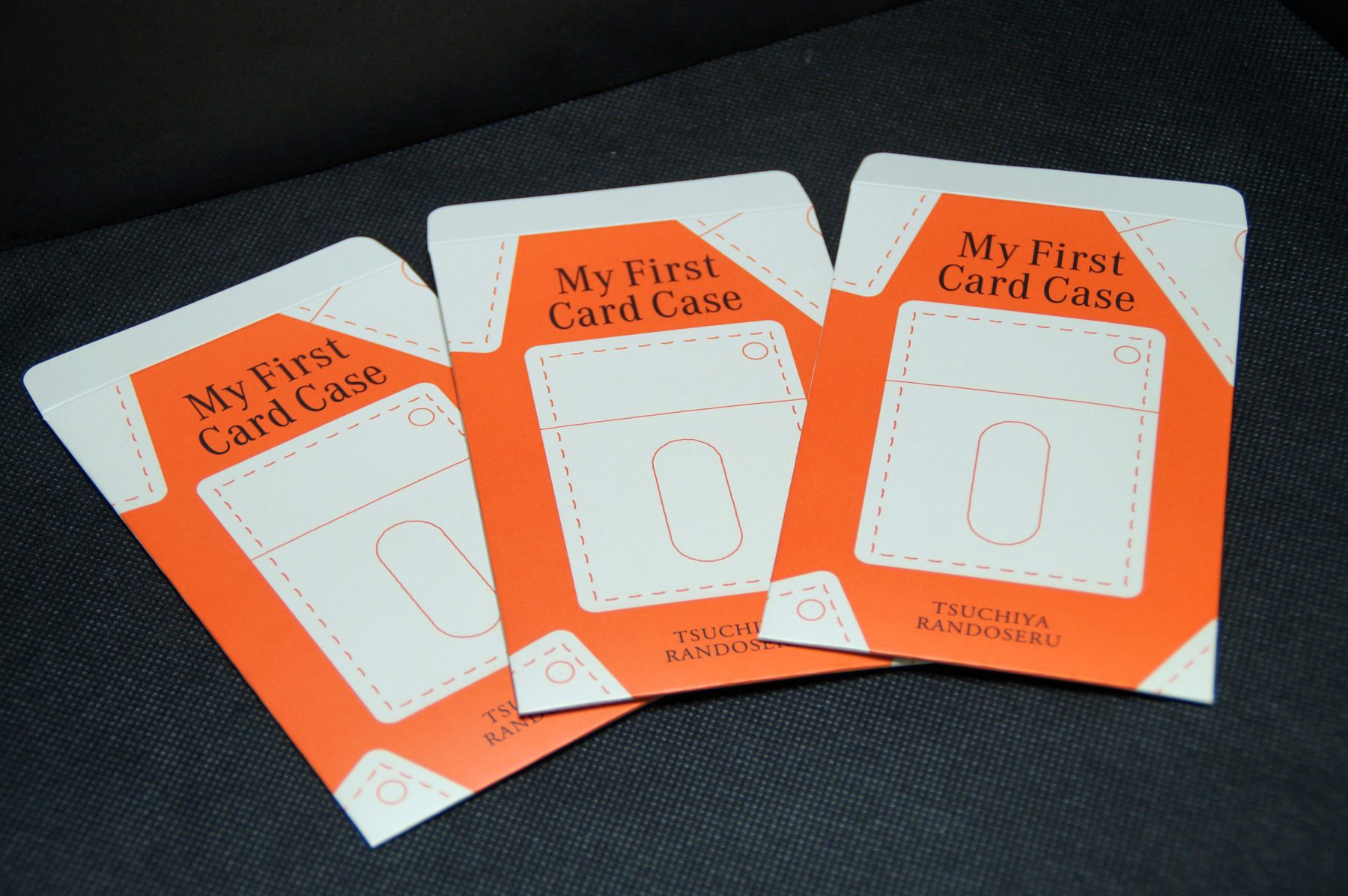 Paper Card Case | Envelope Packaging That Conveys the Brand’s World