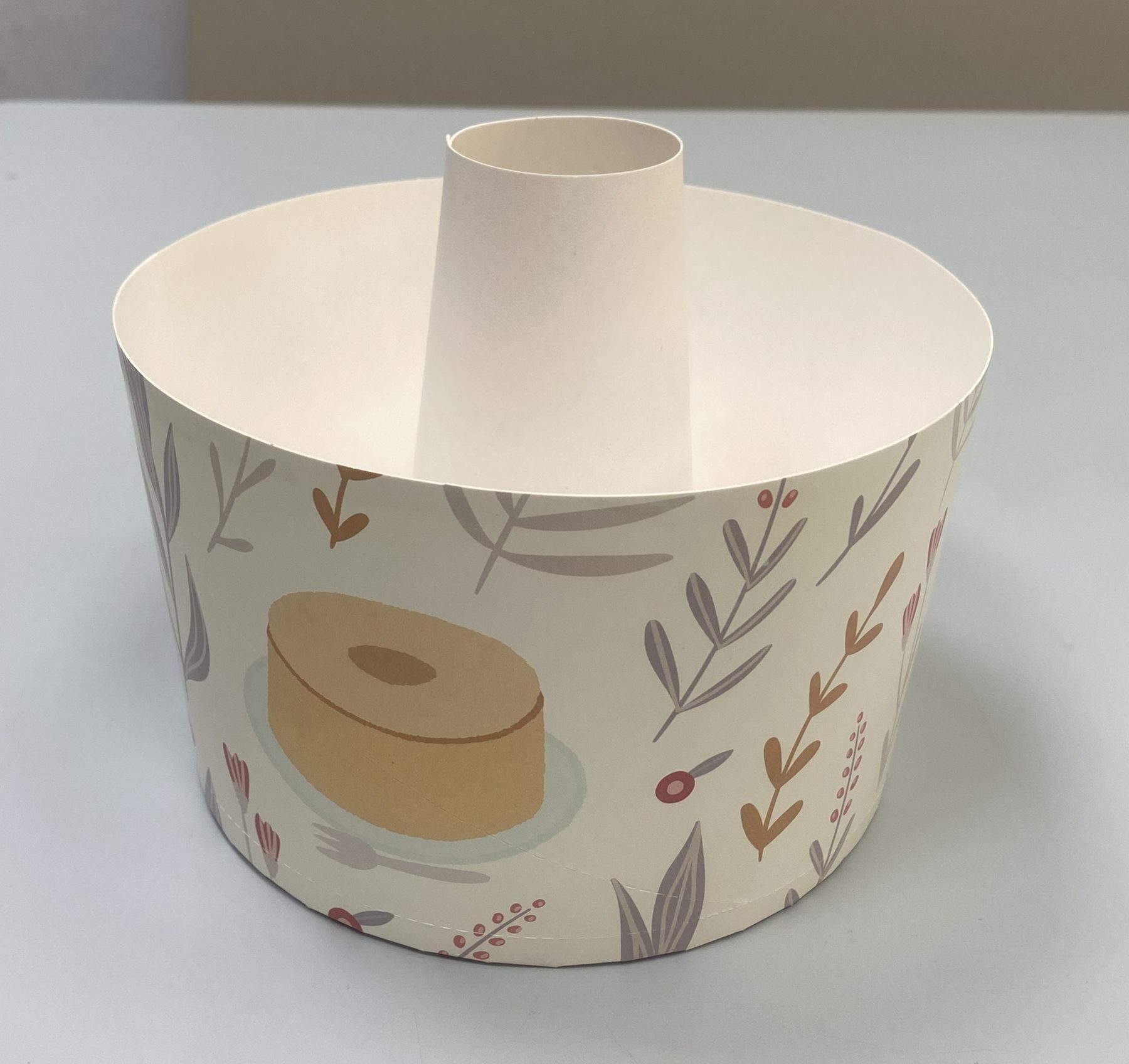 Shirokumaya CAFE | Paper Baking Mold for Chiffon Cake